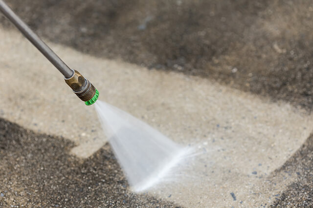 parking lot pressure washing in toledo