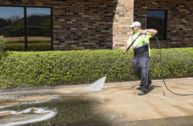 commercial concrete cleaning in toledo
